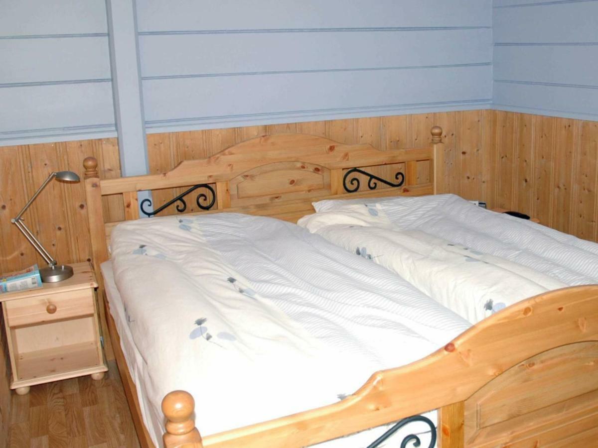 Three-Bedroom Holiday Home In Isfjorden Torvik Екстер'єр фото